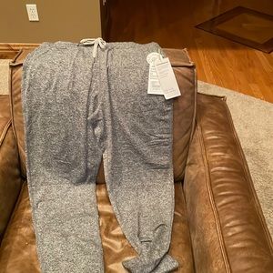 Brand new Vuori pants